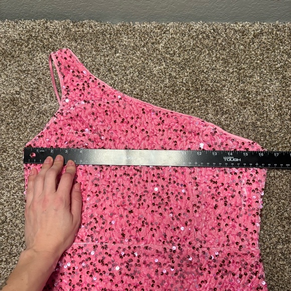 Faeriesty Women’s Large One-Shoulder Pink Sequin Pink Dress - Picture 8 of 14